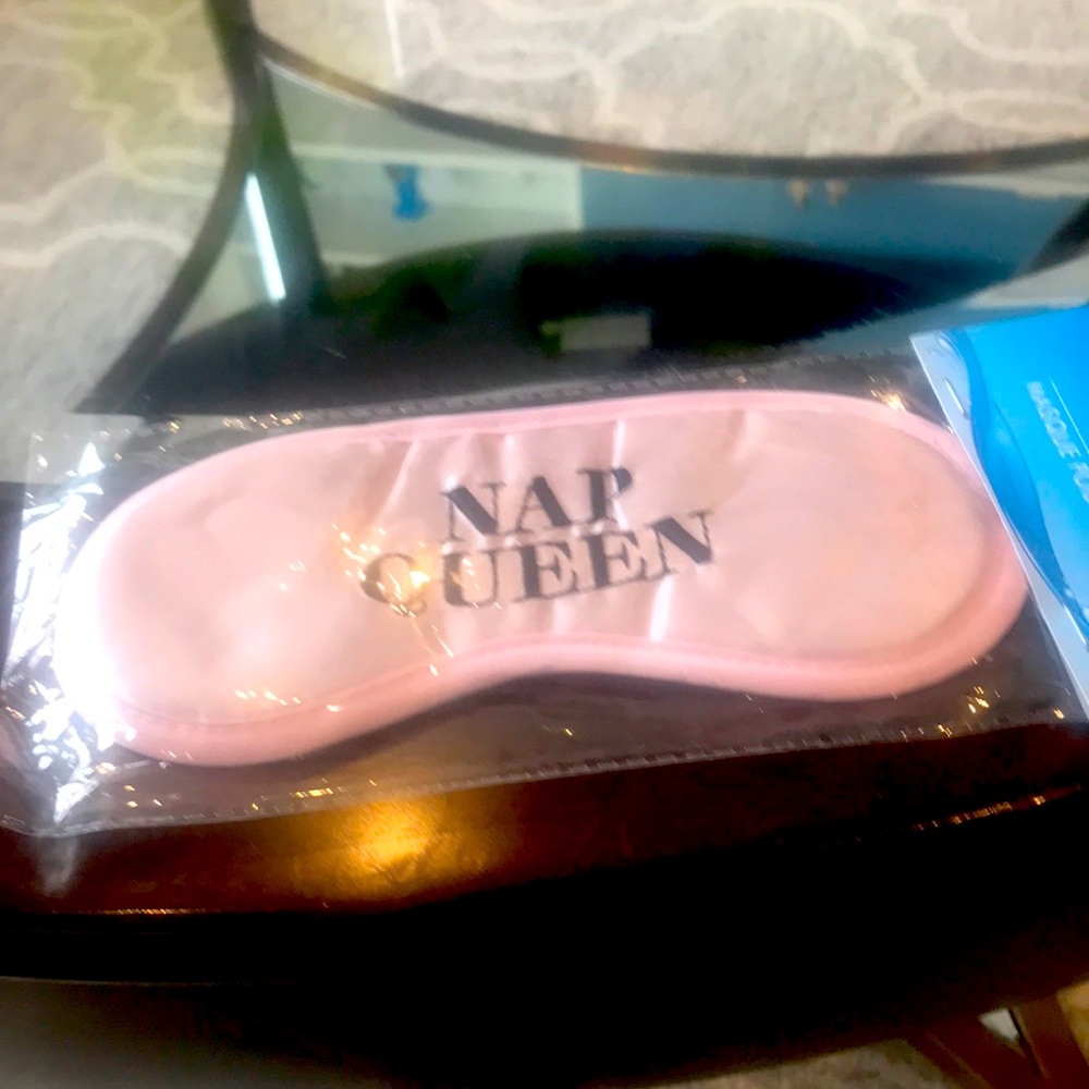 Eye mask